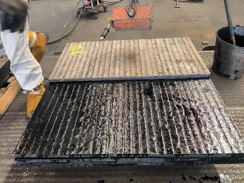 湖北CR7C3耐磨板 双金属复合耐磨板
